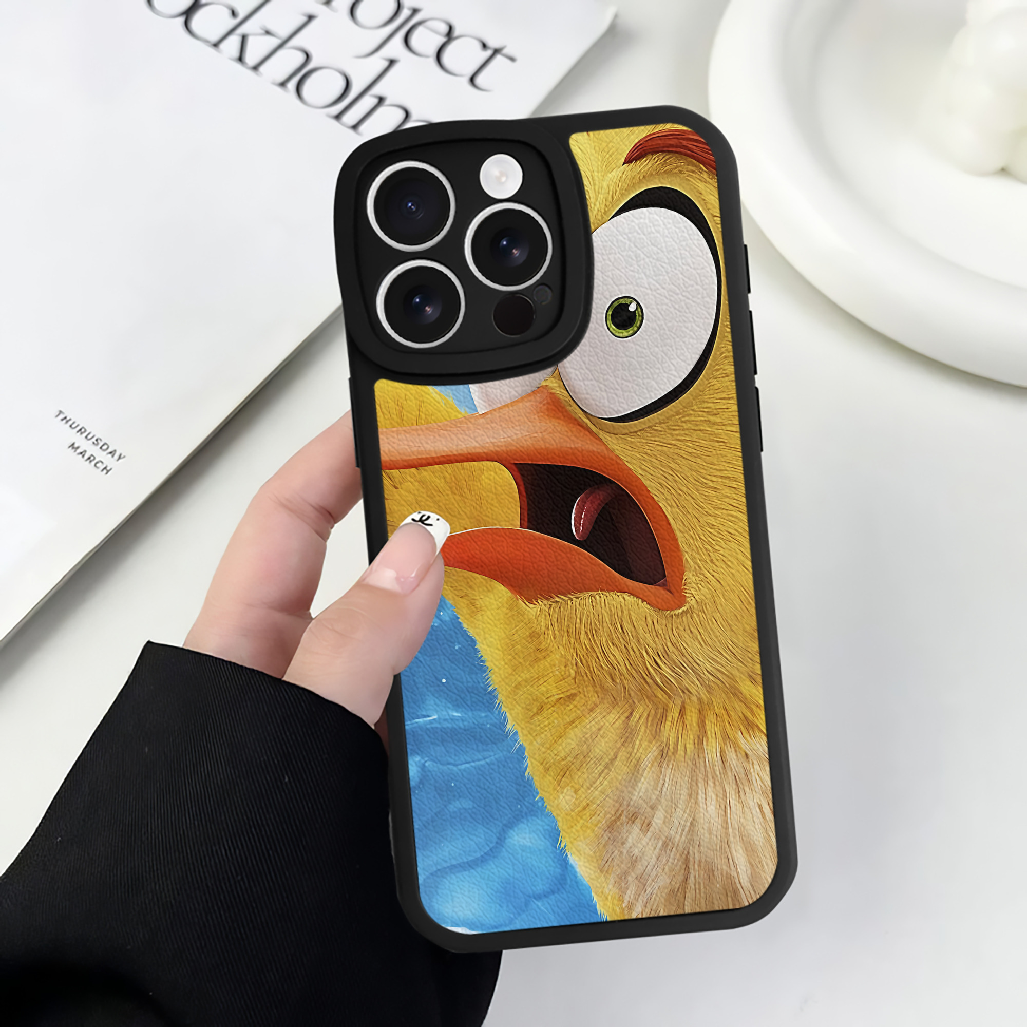 （画像用） Angry Birds アングリーバード 【iPhone 16シリーズ対応】シリコンスマホケース（レザー調） 材質：シリコン
